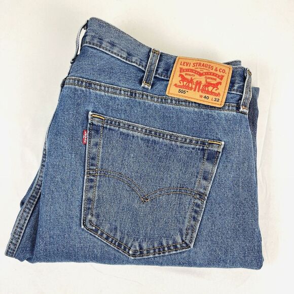Levi's 505 Denim Jeans Regular Fit Medium Wash Straight‎ Leg Mens 40x32 - Picture 1 of 8